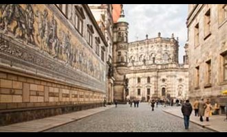Openlucht optreden in Dresden
